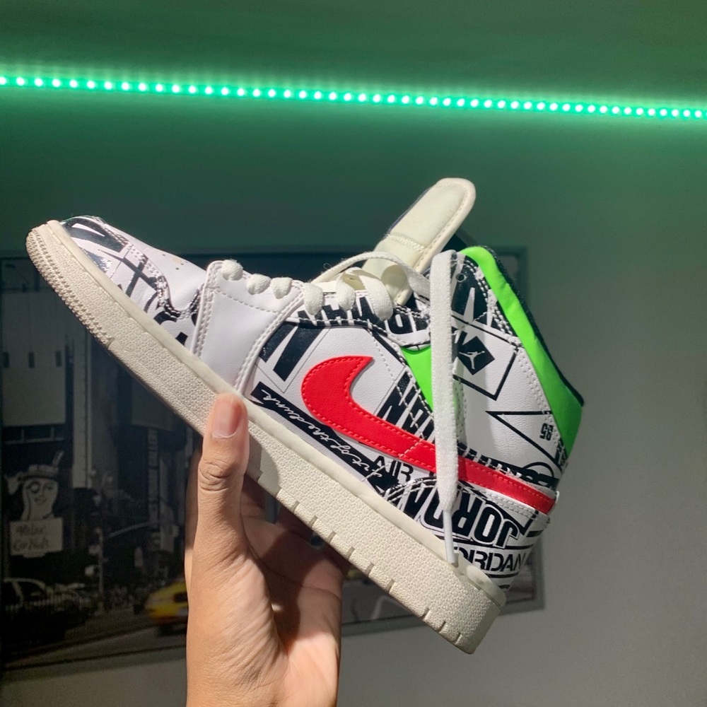 Jordan 1s - Picture 2 of 2